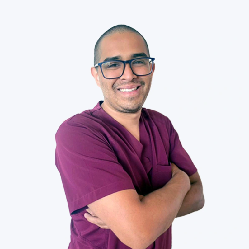 Licdo Bryan Sanchez Fisioterapeuta en Centro Medico San Joaquin